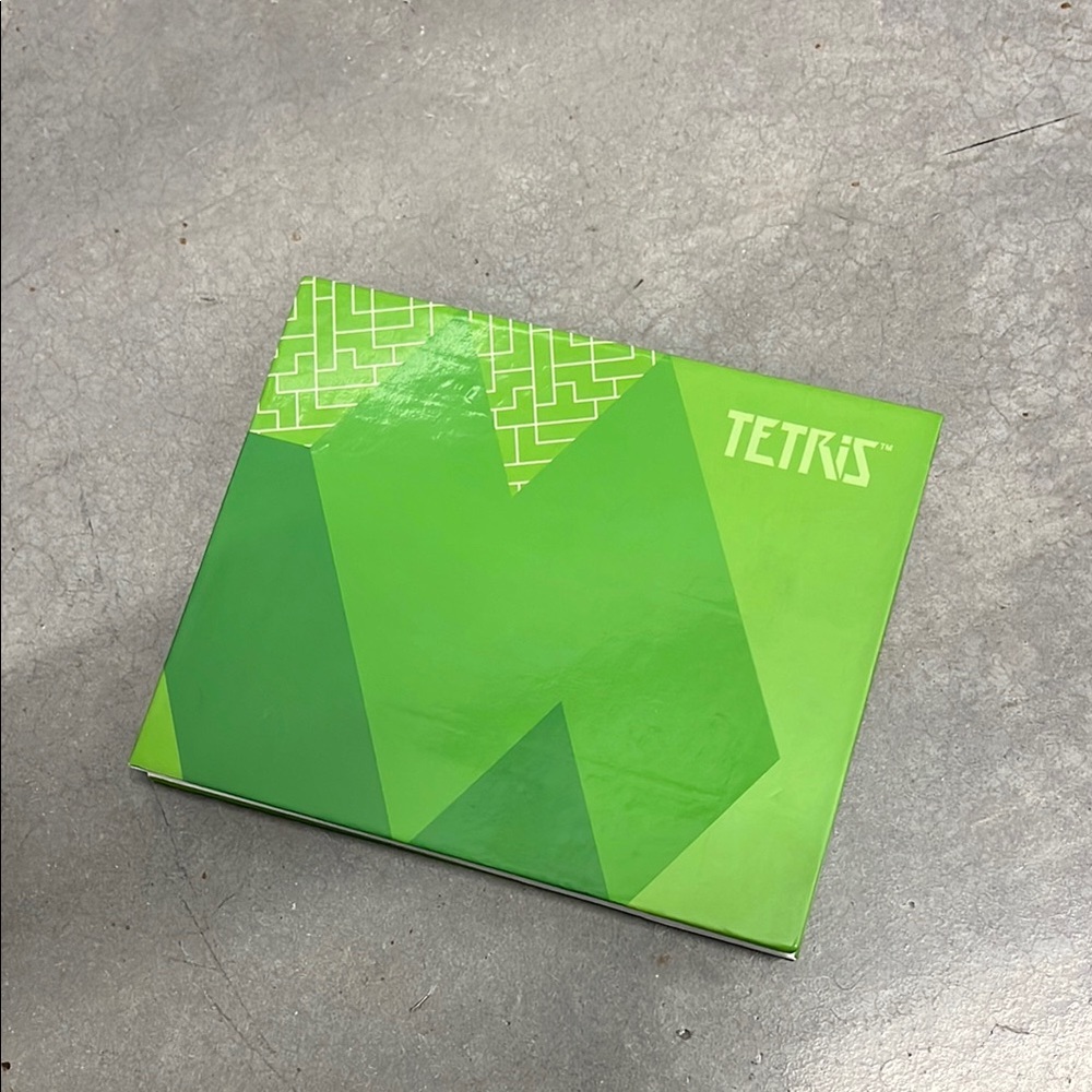 Green Eyeshadow Palette~ perfect for the gamer